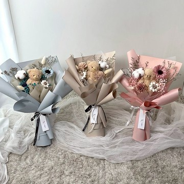 [收禮者自選款式]【艸弄花藝】甜蜜小熊擴香花束 ｜生日禮物 情人節禮物 閨蜜贈禮 教師節送禮 紓壓小物 永生花 乾燥花