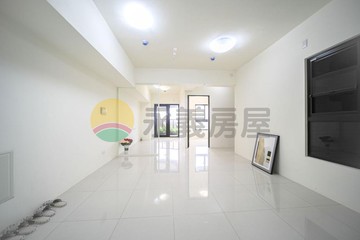 棋琴25重奏✨雙衛浴開窗✨景觀明亮2房平車｜高雄市楠梓區大學三十五街