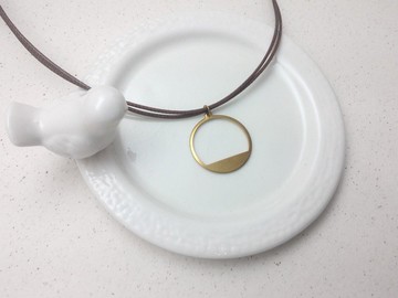 蠟線項鍊 黃銅 鏤空圓框 素色簡約 蠟繩細線
