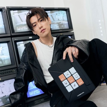 CHRISCHIU表情按鍵強悍磁吸iPad三折/Y折保護殼