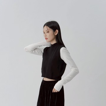 QUEENSHOP_F 女裝 半高領合身針織背心-黑 S/M 現+預 【01099411】