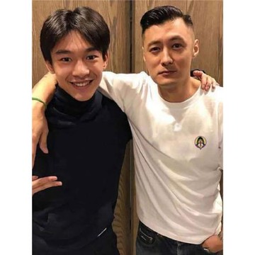 2025潮牌夏季新款T恤男士圓領港風簡約純棉寬松短袖卡通半袖夏裝