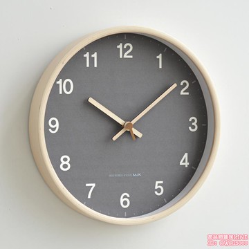 北歐木掛鐘客廳鐘表時尚家用靜音創意時鐘簡約免打孔輕奢現代掛表  夏沐生活