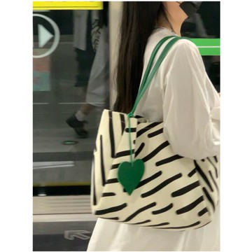 包件配飾~包包女2024新款夏季側背斜背腋下大容量托特包2024學生手提帆布包 雙11全館免運