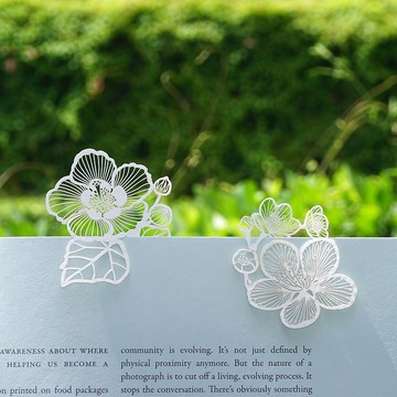 山芙蓉與阿里山櫻花紙書籤