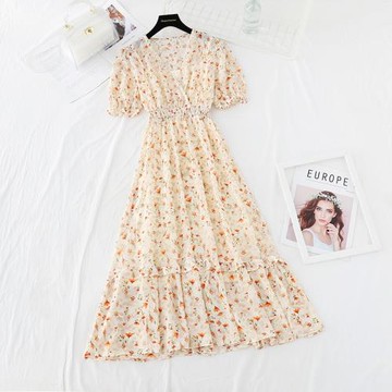 連衣裙2022新款夏裝氣質女神范裙子收腰顯瘦碎花雪紡法式長裙套裝