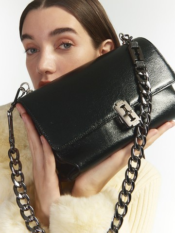 Razor Chain Long Strap Black