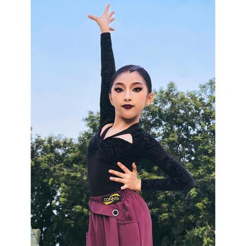 長袖拉丁舞練功服設計感高端國標舞摩登舞上衣女時髦2025秋冬新款
