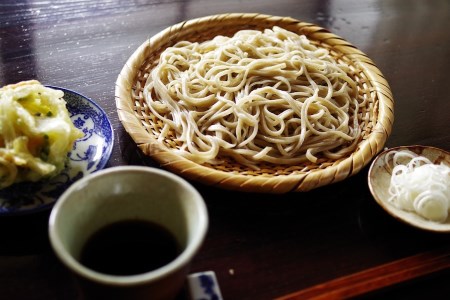 かね春製麺　かね春の蕎麦「冷凍なま蕎麦８人前」