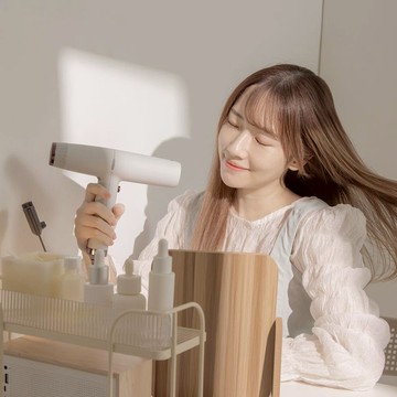 世界通用雙電壓高速吹風機