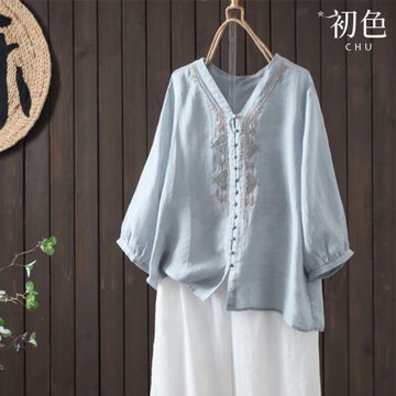 初色 文藝風復古V領五分袖刺繡單排扣襯衫上衣女上衣-共3色-14719(M-2XL可選)
