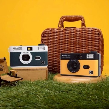 【Kodak 柯達】Ultra F9S 進階復古底片相機-綠色/黃色【墊腳石】
