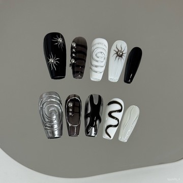 🎄聖誕節爆款🎄聖誕節穿戴甲純手工穿戴甲闇黑冷酷風黑銀金屬辣妹個性氣質中長款黑白美甲貼片手工穿戴甲日常穿戴甲顯白美甲片