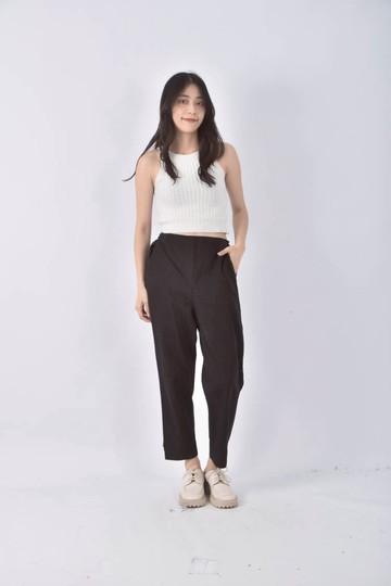 (XL) 高腰簡約黑色長褲