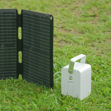 ROOMMI【套組】多功能行動電源供應器 小電寶(第二代) & 65W太陽能板