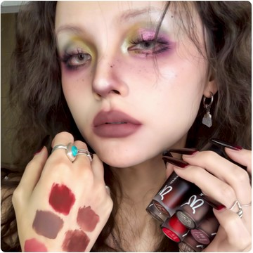 HYNTOOR 黑兔 小黑管唇泥 | 奶霧啞光質地 | 專櫃裸色系【裸粉/裸棕】| 2.2g