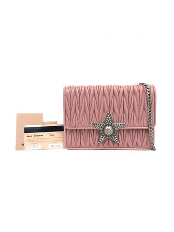 miu miu 粉色 Matelasse Star Crossbody Bag 菱格紋羊皮星星釦鍊條肩背包 鍊條包