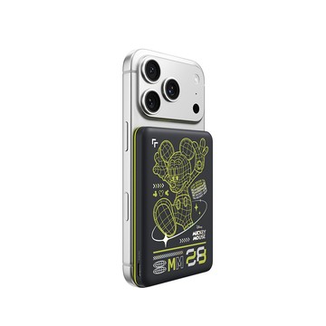 BELKIN BoostCharge 輕薄型磁吸式行動電源_迪士尼系列_夜光米奇_5000mAh(BPD010qcMT-DY)_19Wh可安心上飛機