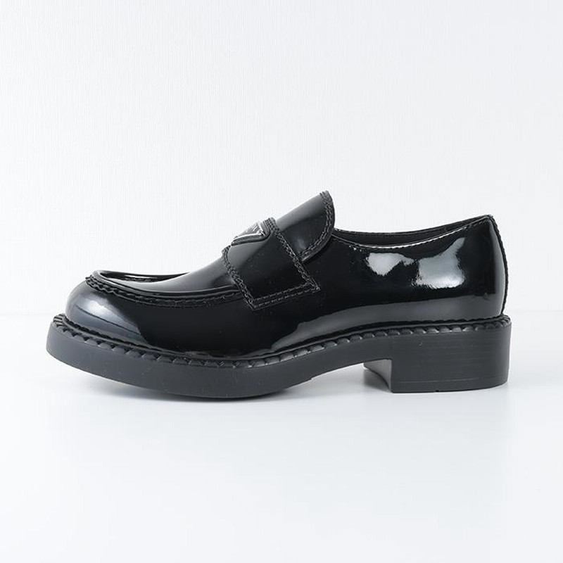 PRADA プラダ シューズ パテントレザー ローファー 2DE127 069