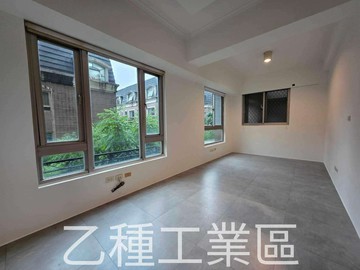 極品雅緻環球薈館+車位｜新北市中和區中山路三段
