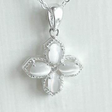 【昕頤珠寶】幸福四葉草貓眼母貝足銀墜鍊『 LINE 禮物獨家 』