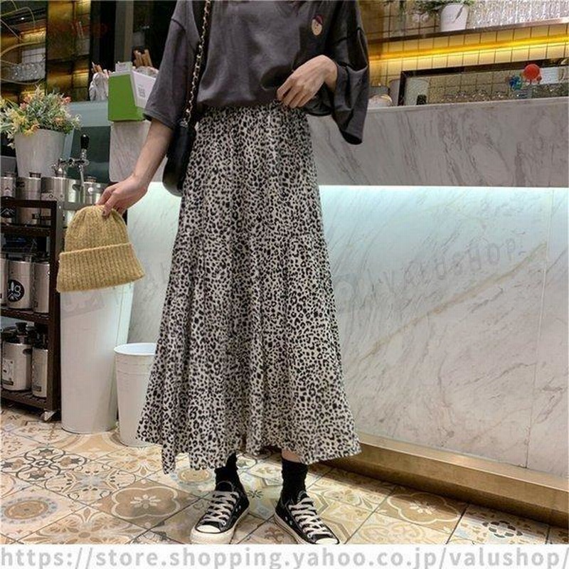 アクリスプント スイス製 膝丈フレアスカート ブラウンチェック-