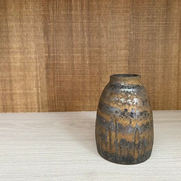 墨漫金山小花器