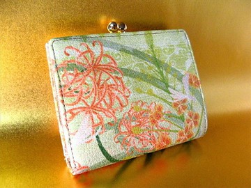 Cluster 阿瑪麗利斯喉舌雙折錢包