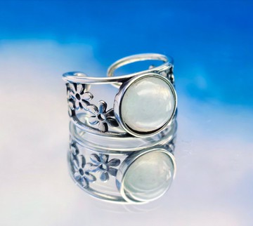 純銀系列 - 白冰大蛋面翡翠純銀戒指