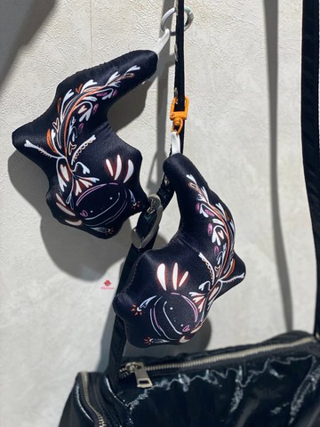 【預購】【萬聖節禮物首選】六角恐龍 Bluffie 多巴胺