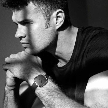 BULBUL｜丹麥簡約時尚真皮腕錶（黑框、黑皮錶帶）