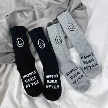 🧦台灣現貨實拍🧦354#韓國潮酷表請字母中筒襪 ins 中筒襪 襪子 襪子女 小腿襪 抹襪  坑條襪 襪子女