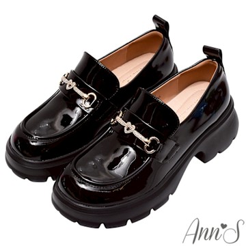 Ann’S優雅學姊-訂製愛心鑽馬銜扣輕量厚底樂福鞋5.5cm-漆皮黑(版型偏小)