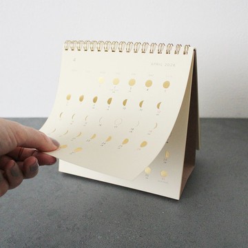 MATOKA 月曆 2026 年版 桌曆 環狀設計 The Moon