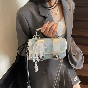 免運🏆高級簡約牛仔小包包女2025新款精緻單肩洋氣手提小方時尚斜挎包側背包 斜背包 託特包 水桶包 乞丐包 韓國包包