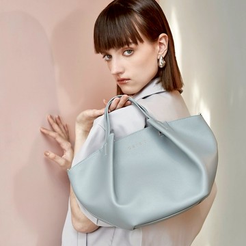 【aziza】WINDY手提斜背水餃包-鬱蔥綠AZAXA011A02LE4