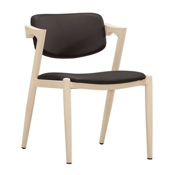 MUNA家居   達倫皮餐椅(五金腳)(共兩色)   52X56X74cm