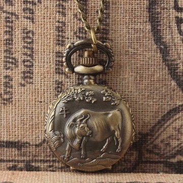 十二生肖牛翻蓋復古懷表 男女士帶鏈表學生石英表 超迷你禮品懷表