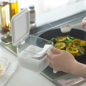 日本MARNA 密封防潮調味料盒附茶匙600ml - 灰色