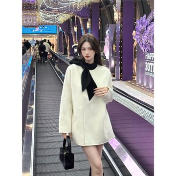 EUSKY IIWAN白色中長款毛呢斗篷