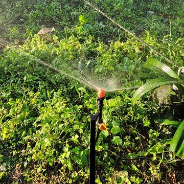灑水達人 兩分180度噴灑POM材質50公分腳架