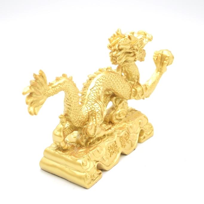 龍 金色 如意宝珠 樹脂製置物 13cm