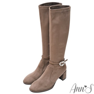 🔥年末出清5折🔥Ann’S真絲彈力絨~名媛氣質鑽扣2way粗跟及膝長靴5.5cm-杏