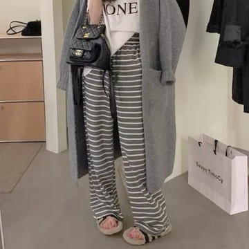 秋冬大尺碼長褲女 80-300 斤可穿 德絨條紋家居褲女 秋冬季加絨保暖 寬鬆休閒睡褲 大尺碼長褲女 台灣必備舒適款