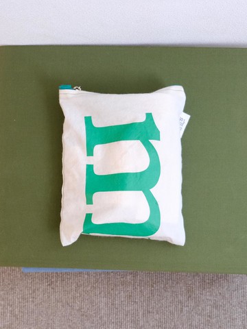 Cream Pouch Clutch Bag [Green]