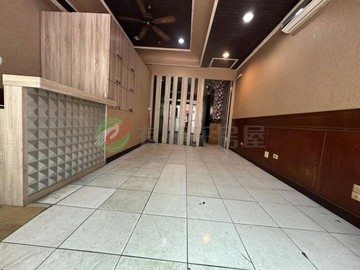 內壢後站商圈珍稀釋出一樓＋地下室店面｜桃園市中壢區富村街