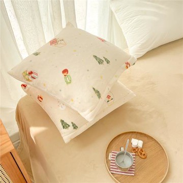 冬天的故事 原創設計臥室床上毛絨抱枕奶油色圣誕樹方形靠墊枕套