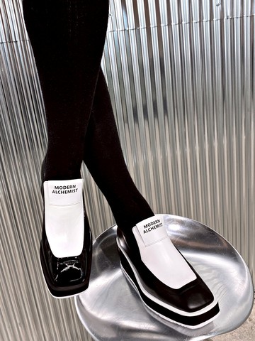 Project 3 Re-Tro Logo Loafers - Black / White