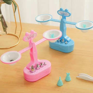 兒童玩具天平學生天平幼兒園小學重量的認識益智桌面游戲帶砝碼鑷子科學啟蒙配套教材