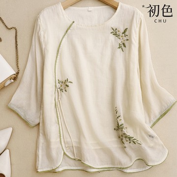初色 中式圓領花草刺繡輕薄七分短袖T恤女上衣-共2色-35110(M-2XL可選)